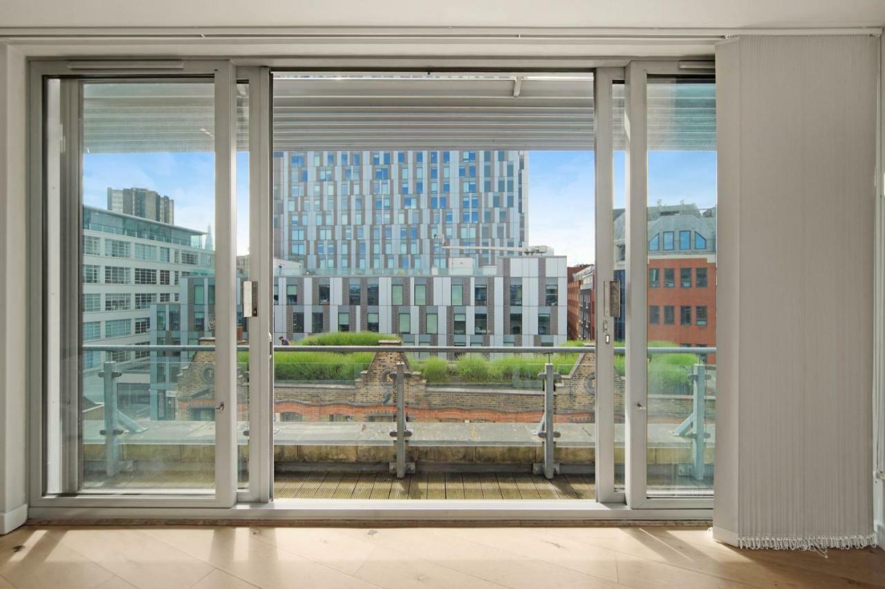 2 Bed Executive Penthouse Near Liverpool Street Free Wifi By City Stay Aparts London Exterior photo
